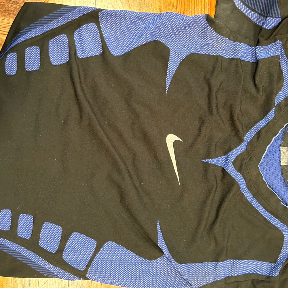 NikePro Tee, youth large